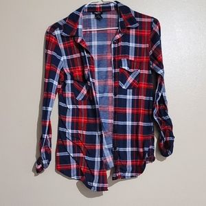Rue 21 medium blue and red flannel